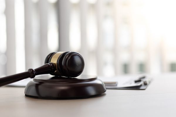 Corte Suprema rechaza recurso de amparo interpuesto con el fin de obtener un pronunciamiento definitivo respecto de solicitudes de residencia chile immichile