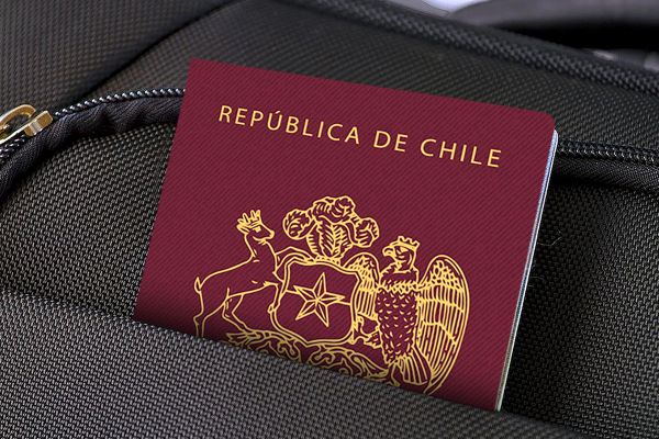Pasaporte chileno es el 15° más valioso del mundo immichile