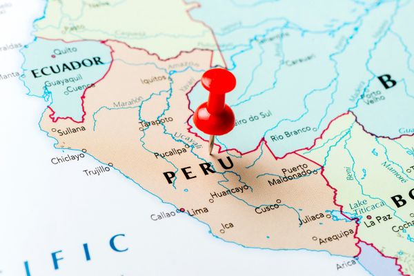 A partir del 2 de julio venezolanos requerirán pasaporte vigente y visa para ingresar a Perú immichile
